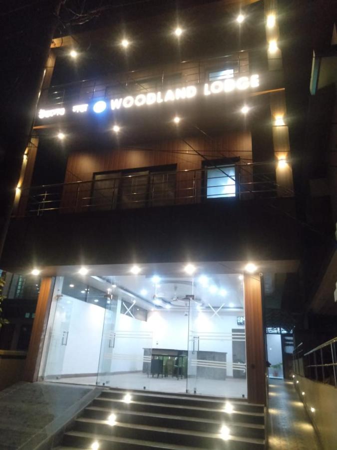 Woodland Lodge And Restaurant 古瓦哈提 外观 照片